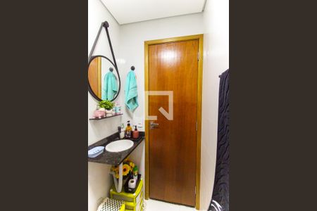 Apartamento à venda com 40m², 2 quartos e sem vaga Apartamento à venda com 40m², 2 quartos e sem vagaBanheiro