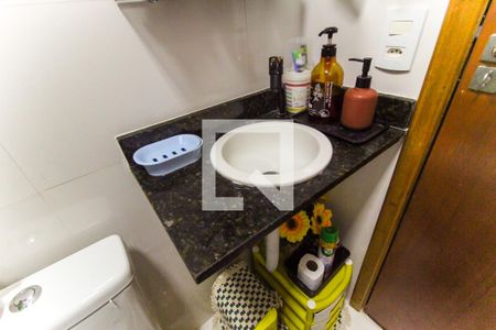 Apartamento à venda com 40m², 2 quartos e sem vaga Apartamento à venda com 40m², 2 quartos e sem vagaBanheiro