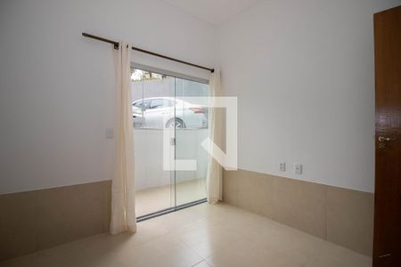 Quarto de apartamento para alugar com 1 quarto, 32m² em Setor Habitacional Samambaia (taguatinga), Brasília