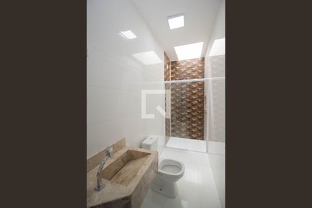 Casa à venda com 180m², 3 quartos e 5 vagasBanheiro Social