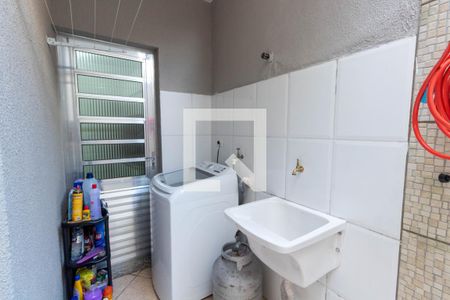 Casa de condomínio para alugar com 110m², 3 quartos e 2 vagas Casa de condomínio para alugar com 110m², 3 quartos e 2 vagasLavanderia