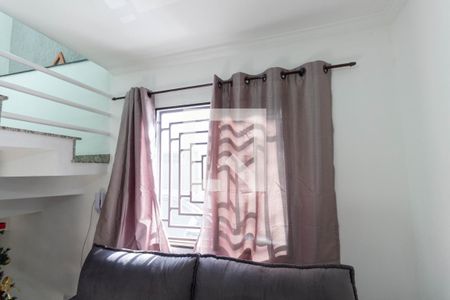 Sala de casa de condomínio para alugar com 3 quartos, 110m² em Cangaiba, São Paulo