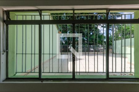 Sala de casa para alugar com 2 quartos, 78m² em Jardim Santa Mônica, São Paulo