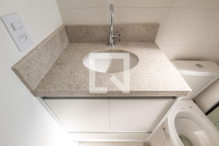 Apartamento à venda com 29m², 1 quarto e sem vaga Apartamento à venda com 29m², 1 quarto e sem vagaBanheiro