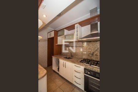 Cozinha de casa à venda com 3 quartos, 270m² em Jardim Isabel, Porto Alegre