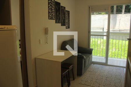 Sala/Cozinha/Área de Serviço de apartamento para alugar com 1 quarto, 32m² em Jardim Prudência, São Paulo