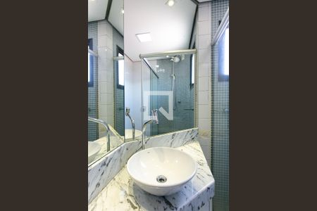 Apartamento à venda com 82m², 3 quartos e 2 vagasBanheiro da Suíte