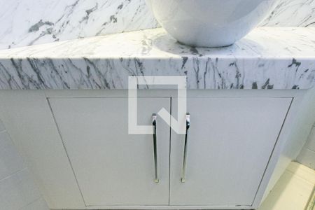 Apartamento à venda com 82m², 3 quartos e 2 vagasBanheiro da Suíte