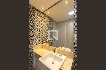 Apartamento à venda com 82m², 3 quartos e 2 vagasBanheiro Social