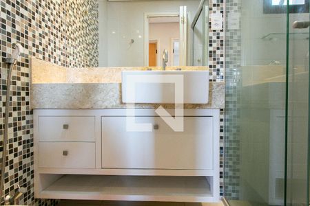 Apartamento à venda com 82m², 3 quartos e 2 vagasBanheiro Social