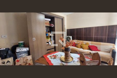 Casa à venda com 189m², 2 quartos e 1 vagaEdícula - quarto