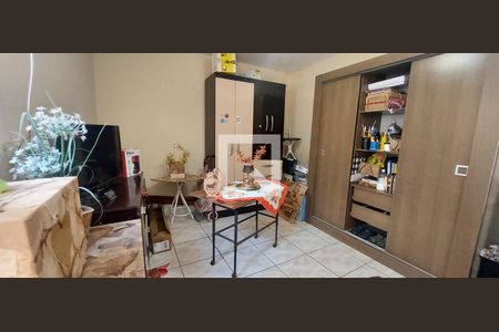 Casa à venda com 189m², 2 quartos e 1 vagaEdícula - quarto