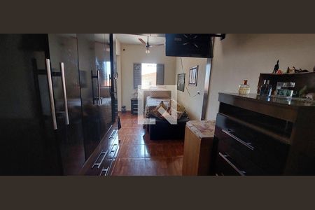 Casa à venda com 189m², 2 quartos e 1 vagaQuarto 2