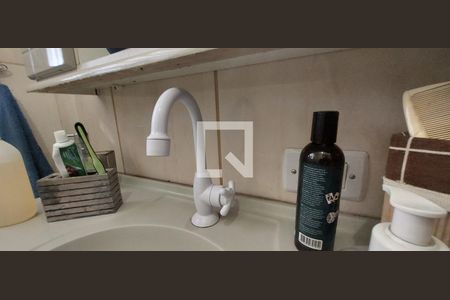 Casa à venda com 189m², 2 quartos e 1 vagaBanheiro 2