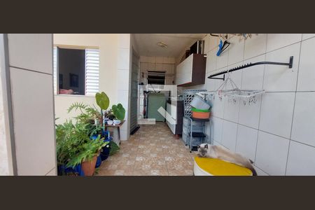 Casa à venda com 189m², 2 quartos e 1 vagaÁrea de Serviço