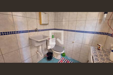 Casa à venda com 189m², 2 quartos e 1 vagaEdícula - banheiro