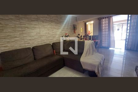 Sala de casa à venda com 2 quartos, 189m² em Vila São Pedro, Santo André