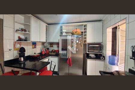 Casa à venda com 189m², 2 quartos e 1 vagaCozinha