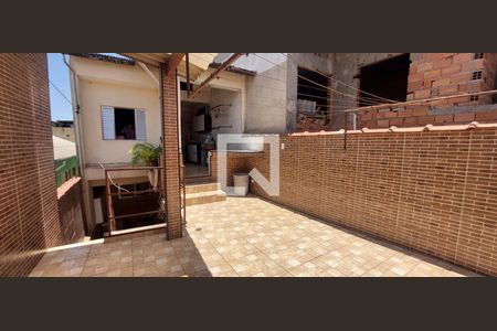 Casa à venda com 189m², 2 quartos e 1 vagaQuintal