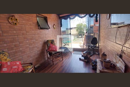 Casa à venda com 189m², 2 quartos e 1 vagaVaranda Quarto 1 suíte