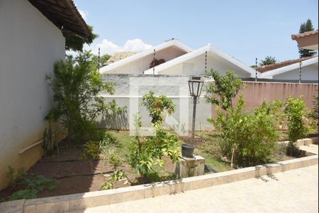 Casa à venda com 1000m², 3 quartos e 6 vagasQuintal