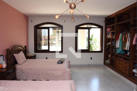 Casa à venda com 1000m², 3 quartos e 6 vagasSuíte 3