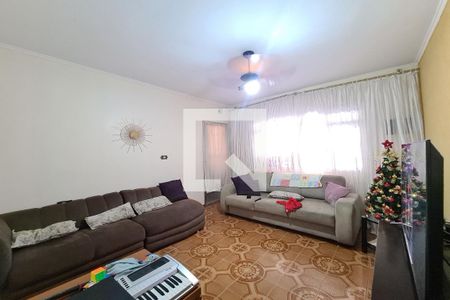 Casa à venda com 172m², 4 quartos e 2 vagas Casa à venda com 172m², 4 quartos e 2 vagasSala - CASA 2