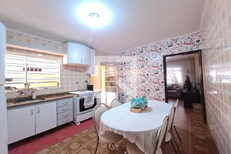 Casa à venda com 172m², 4 quartos e 2 vagas Casa à venda com 172m², 4 quartos e 2 vagasCozinha - CASA 2