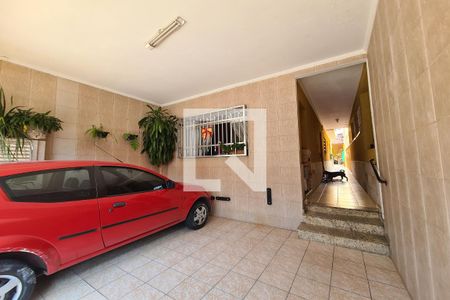 Casa à venda com 172m², 4 quartos e 2 vagas Casa à venda com 172m², 4 quartos e 2 vagasGaragem