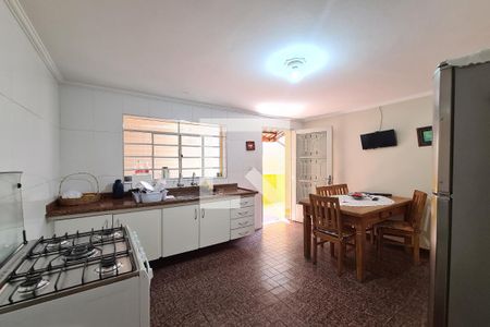 Casa à venda com 172m², 4 quartos e 2 vagas Casa à venda com 172m², 4 quartos e 2 vagasCozinha - CASA 1