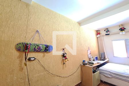 Casa à venda com 172m², 4 quartos e 2 vagas Casa à venda com 172m², 4 quartos e 2 vagasQuarto 1 - CASA 2