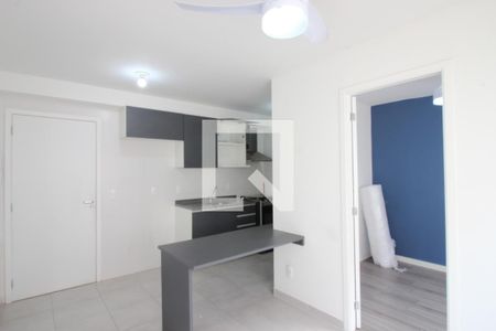 Sala/Cozinha de apartamento para alugar com 2 quartos, 35m² em Vila Leopoldina, São Paulo