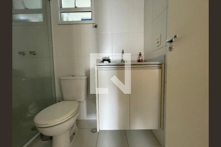 Apartamento à venda com 55m², 2 quartos e 1 vaga Apartamento à venda com 55m², 2 quartos e 1 vagaBanheiro Social
