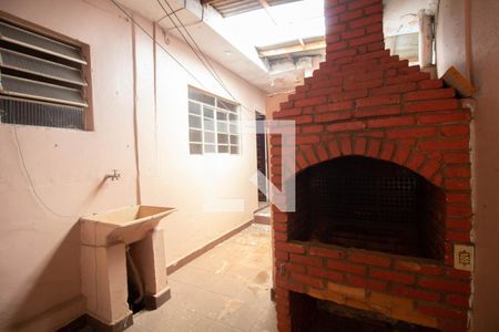 Casa à venda com 200m², 3 quartos e 2 vagasÁrea de Serviço