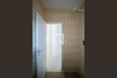 Casa à venda com 200m², 3 quartos e 2 vagasBanheiro