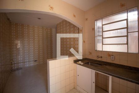 Casa à venda com 200m², 3 quartos e 2 vagasCozinha