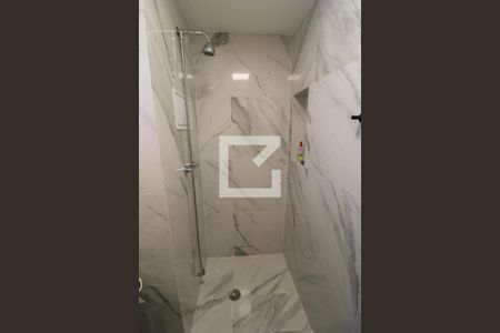 Apartamento à venda com 87m², 2 quartos e 2 vagasBanheiro da Suíte 1