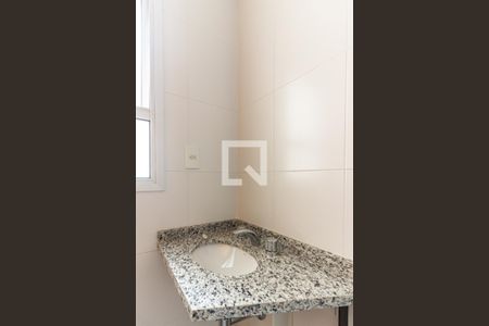 Apartamento para alugar com 57m², 2 quartos e sem vagaBanheiro - Pia