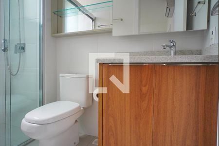 Banheiro da Suíte de apartamento para alugar com 2 quartos, 61m² em Carvoeira, Florianópolis