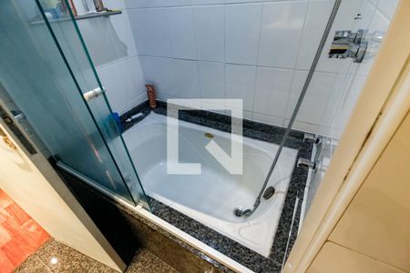 Casa de condomínio à venda com 106m², 3 quartos e 2 vagasBanheiro da Suíte