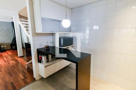 Casa de condomínio à venda com 106m², 3 quartos e 2 vagasCozinha - Armários