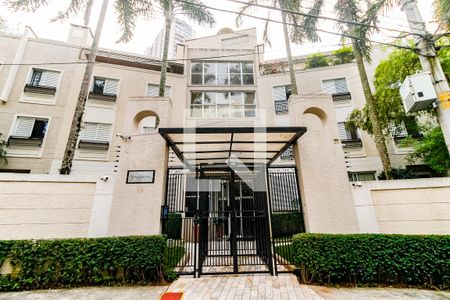 Casa de condomínio à venda com 106m², 3 quartos e 2 vagasFachada e portaria