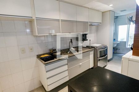 Casa de condomínio à venda com 106m², 3 quartos e 2 vagasCozinha - Armários