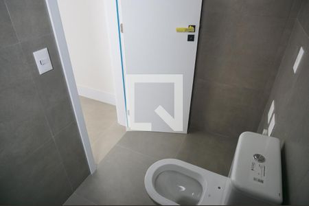 Apartamento à venda com 236m², 3 quartos e 4 vagasBanheiro da Área de serviço