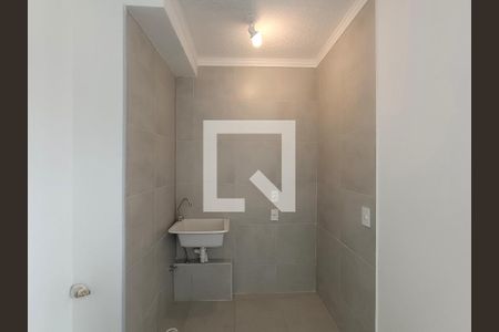 Apartamento para alugar com 34m², 2 quartos e sem vaga Apartamento para alugar com 34m², 2 quartos e sem vagaCozinha e Área de Serviço