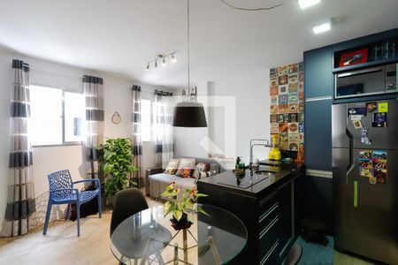 Apartamento à venda com 44m², 1 quarto e sem vagaSala e Cozinha