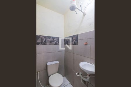Banheiro de casa para alugar com 1 quarto, 15m² em Vila Bela Vista, Santo André