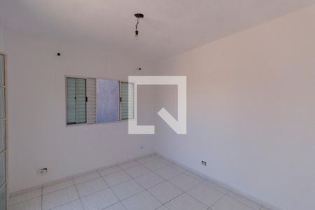 Quarto 2 de casa para alugar com 2 quartos, 100m² em Jardim Artur Alvim, São Paulo