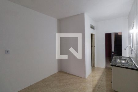 Casa para alugar com 100m², 2 quartos e sem vaga Casa para alugar com 100m², 2 quartos e sem vagaCozinha