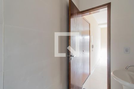 Banheiro de apartamento para alugar com 1 quarto, 33m² em Cangaiba, São Paulo